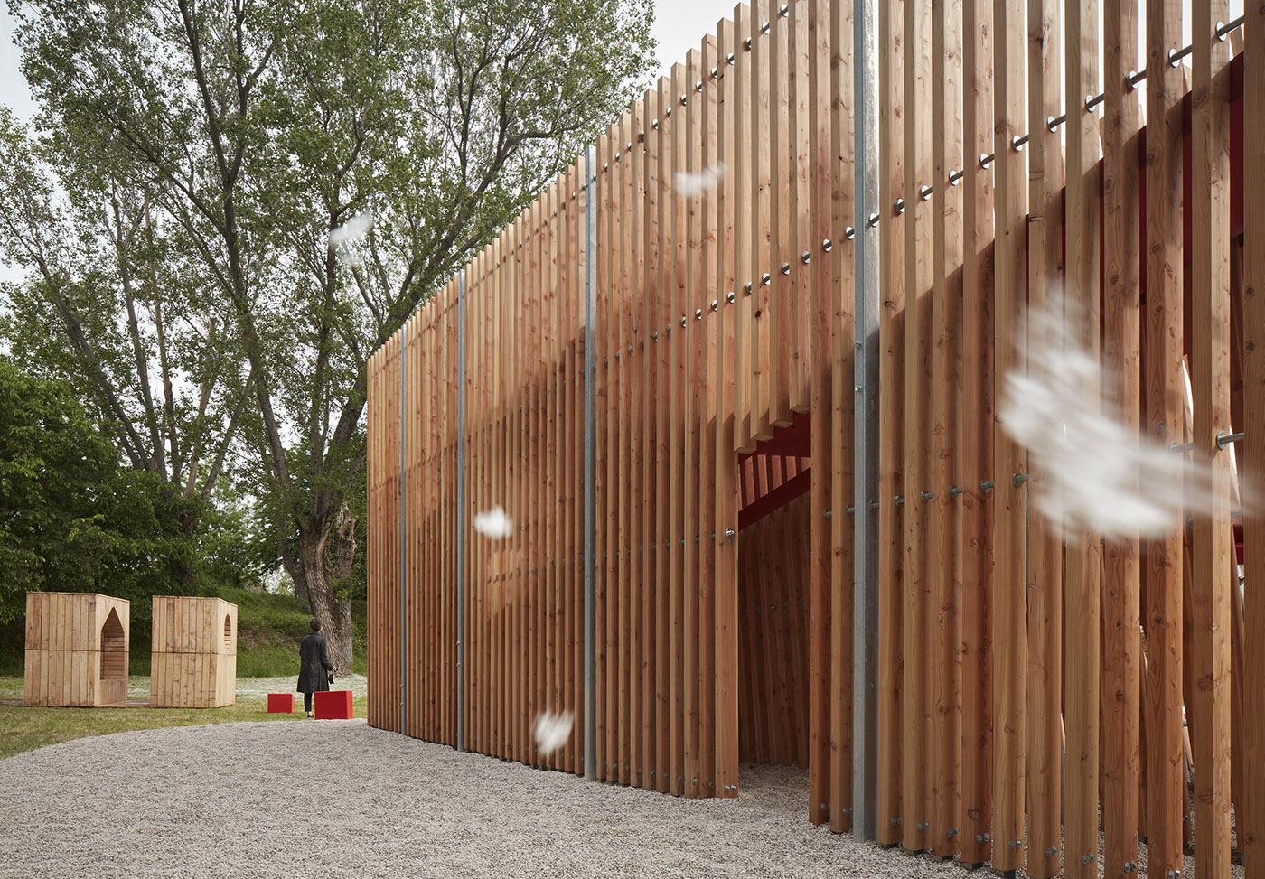 How will we live together? OFF FENCE installation at the Architecture Biennale 2021