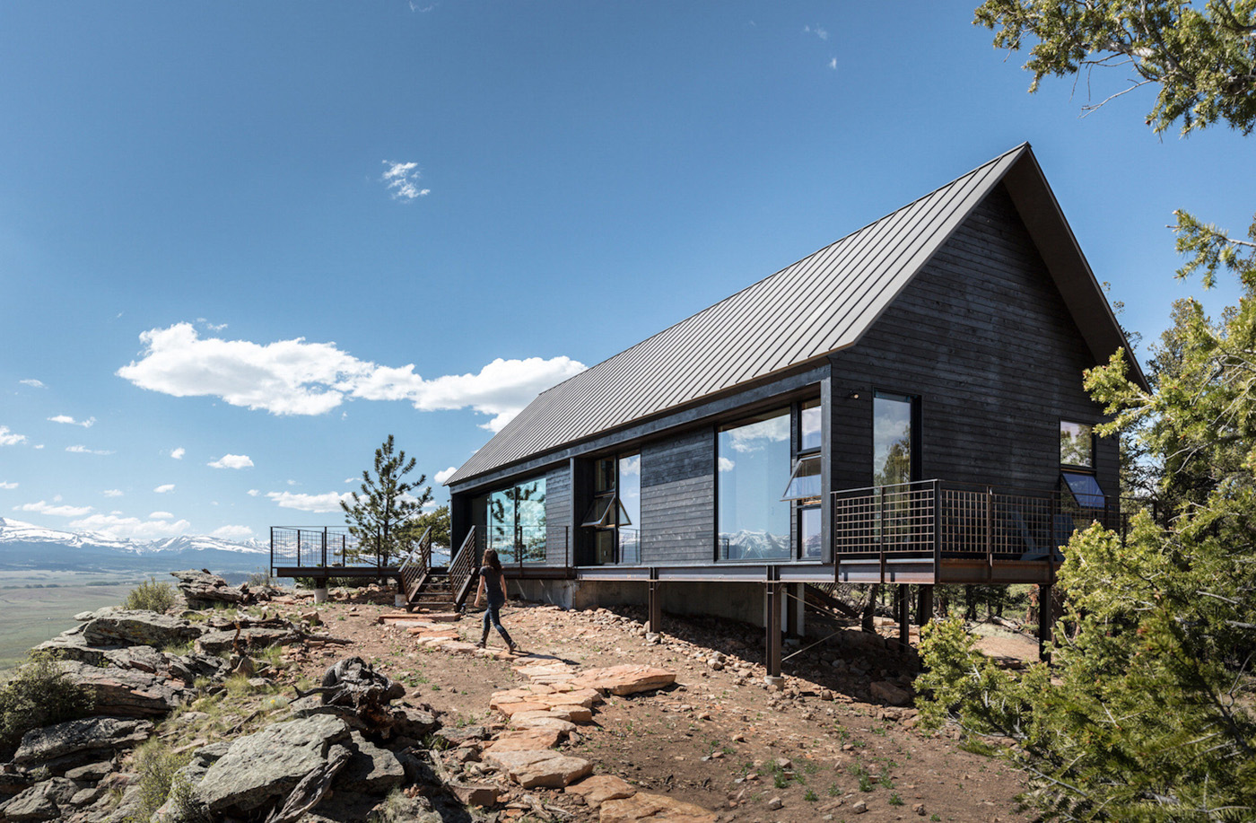 cabin-wood-hut-tradition-rock-vernacular-rustic-cedar-forest-cliff-plywood-glazing-light