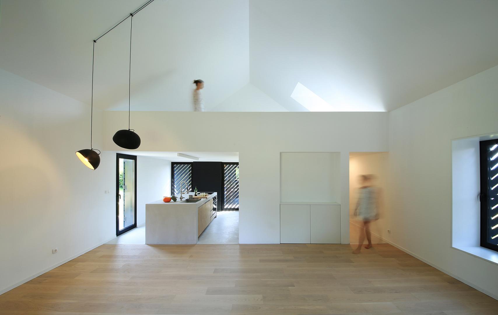 Abitazione in legno scuro