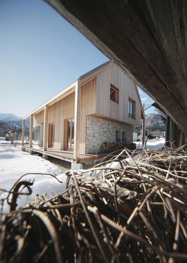 Chalet in legno e pietra