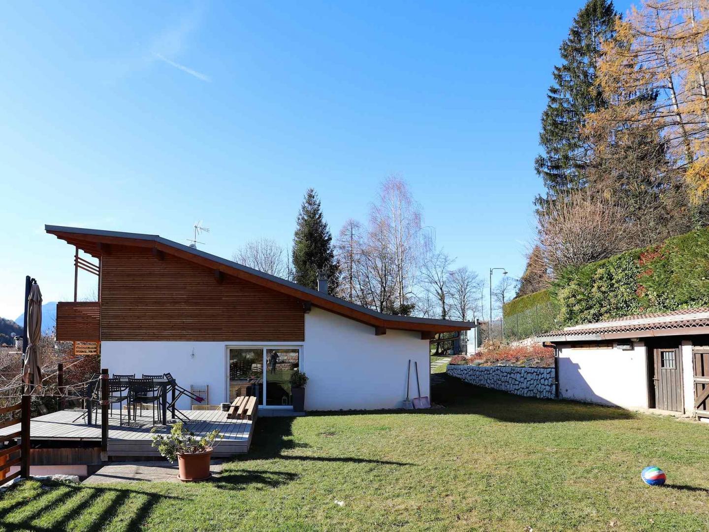 Abitazione con struttura a telaio in legno