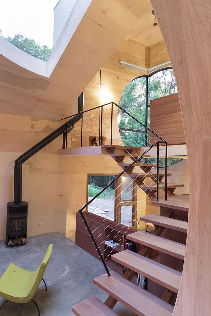 Casa tra gli alberi in legno