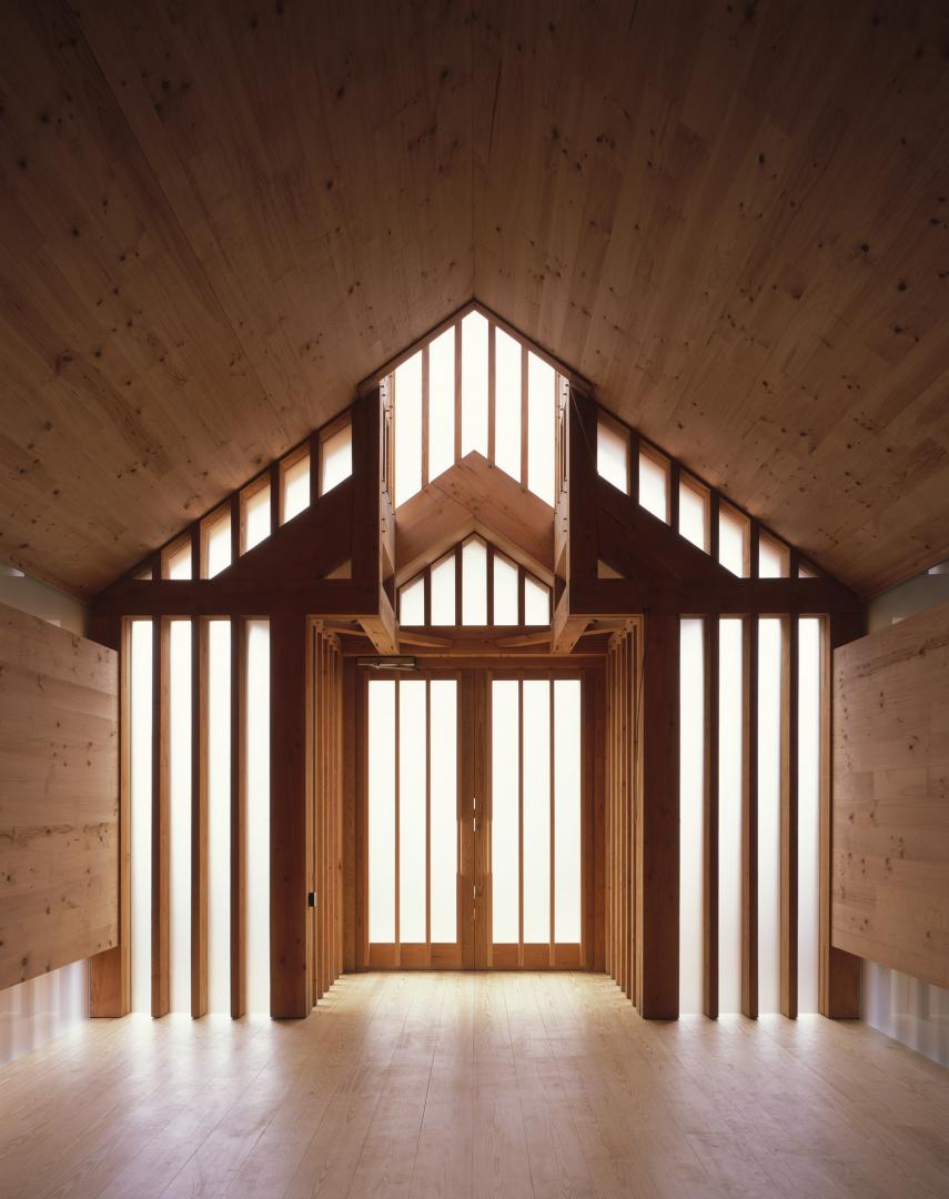 Commemorative chapel in wood