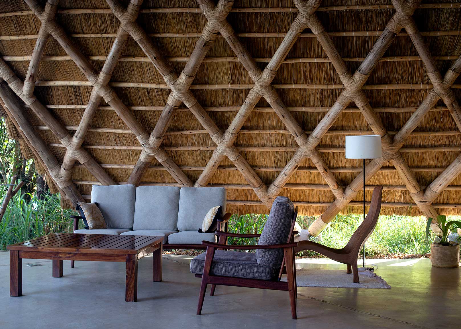 Lodge in legno sul fiume