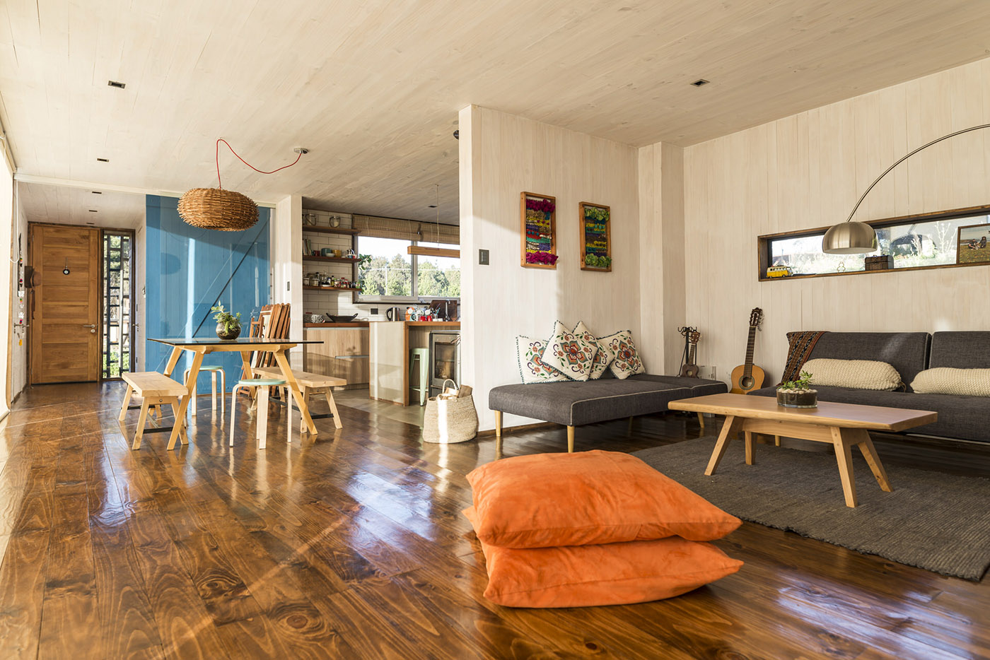 villa oceano struttura legno grandi aperture vetrate