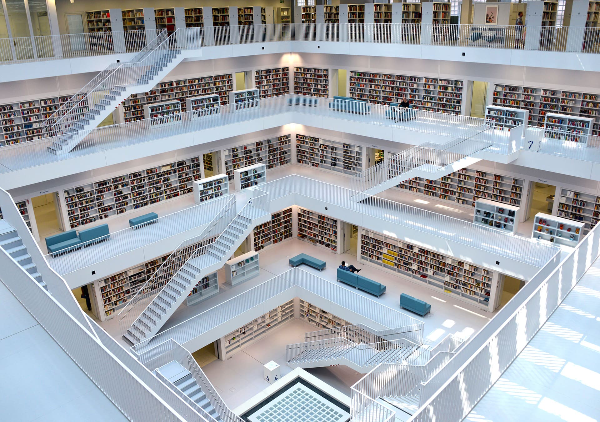 Example of architecture for cultural structures and services