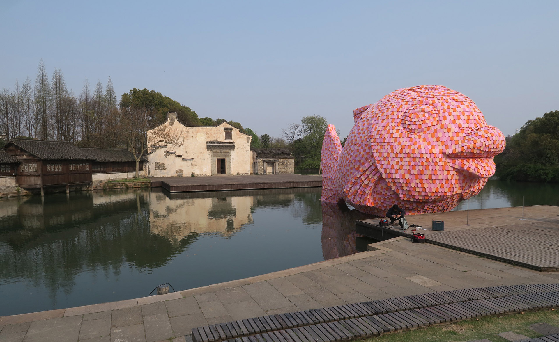 Silk Factory in China. A framework for the exhibition of contemporary art