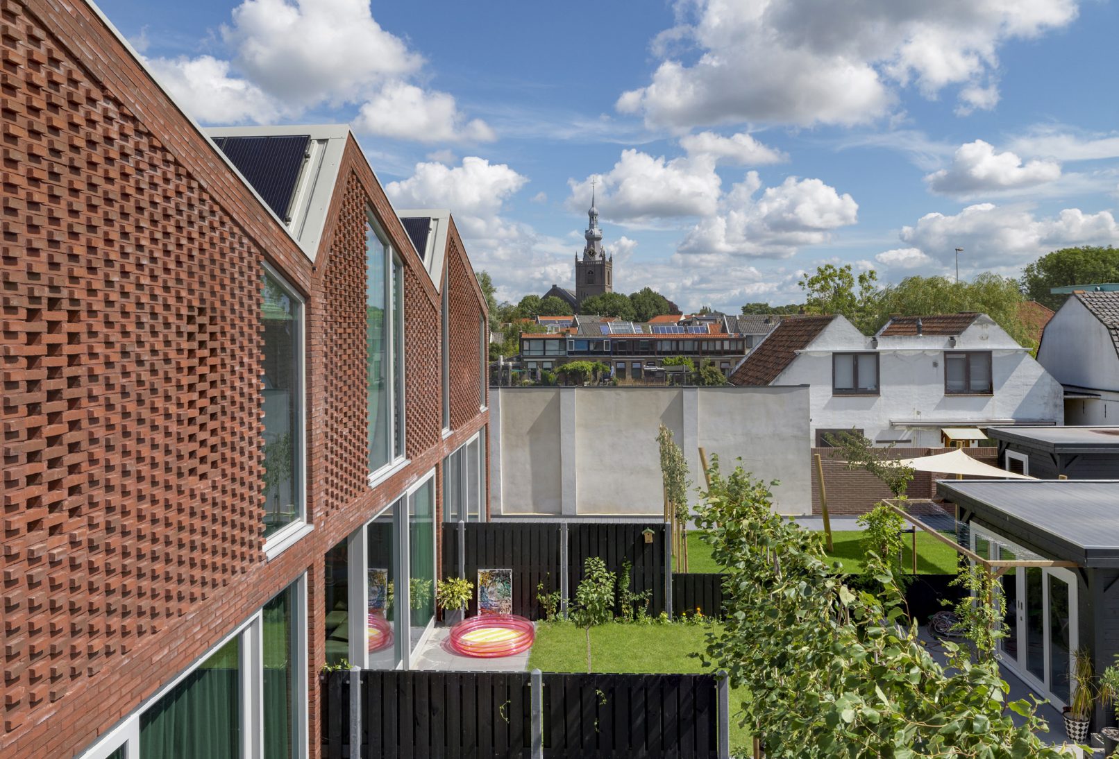 Maritime character for three homes in Rotterdam.