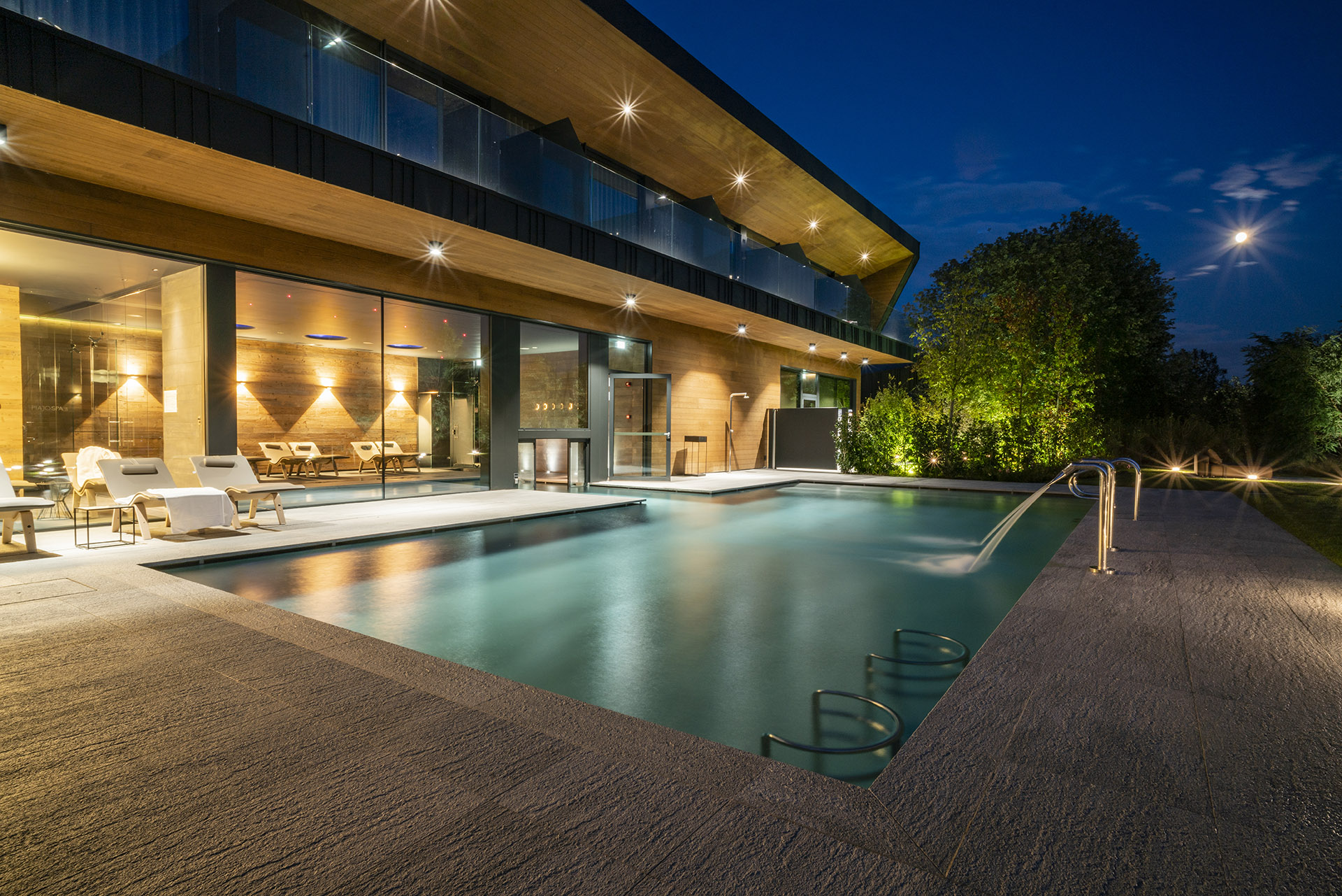 Extension of the Piajo Relax Hotel. High-level aesthetics and performance for ceramic tiles