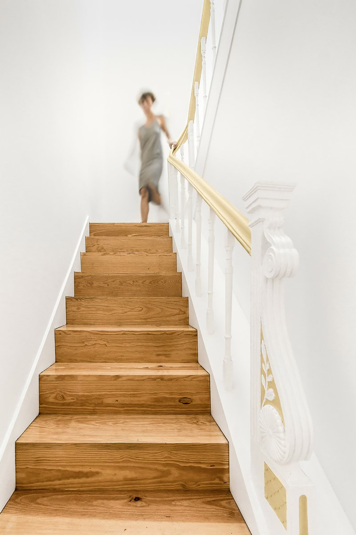 Renovation of an old house in the center of Porto, the challenge for the privacy and for the light