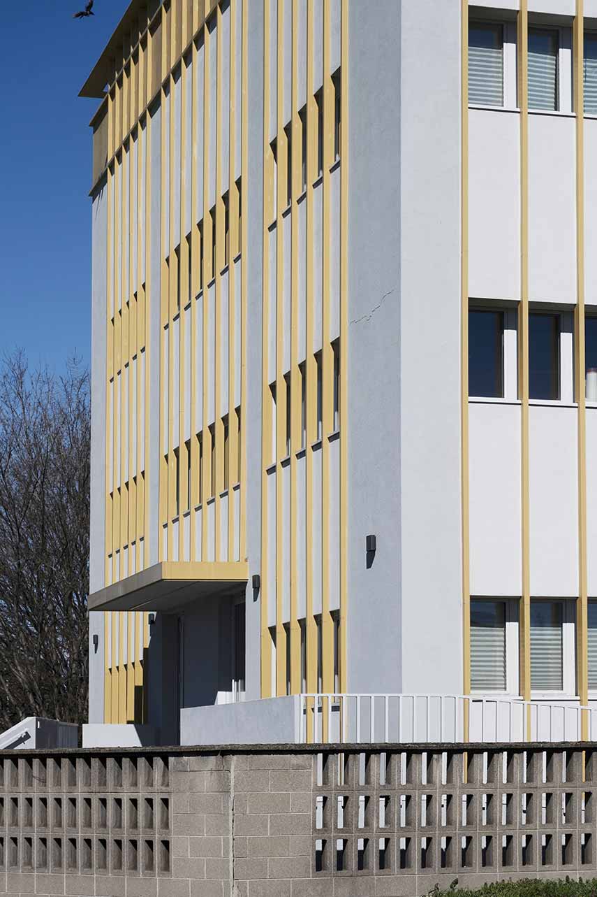 A New Dimension in Industrial Architecture: Metamorphosis of the Mec Pac Complex