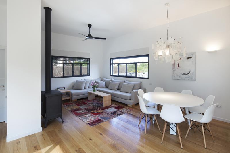 patio house with wooden floors