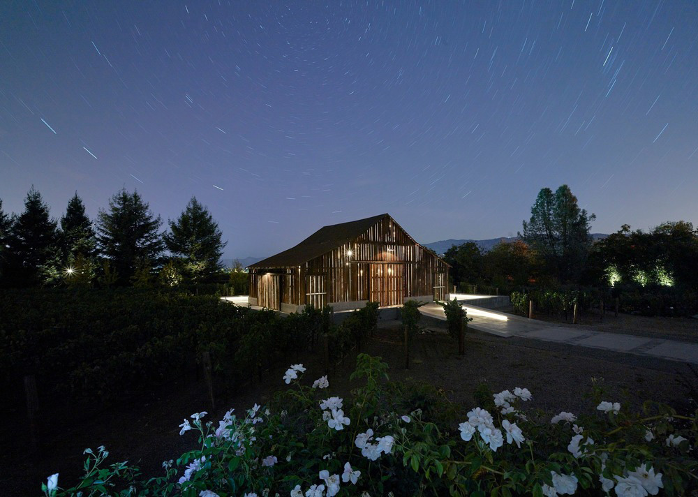 The barn with the night view