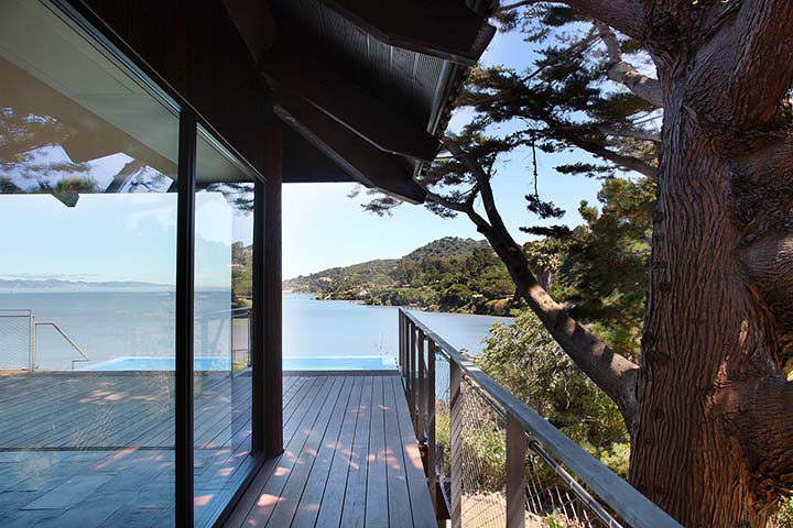 The exterior wooden path overlooking the lake