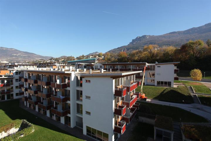 Residenza universiteria e eccessivo irraggiamento solare