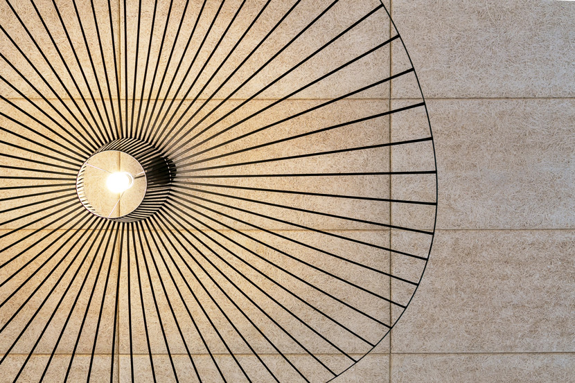 Magenta 71 with Celenit sound-absorbing panels