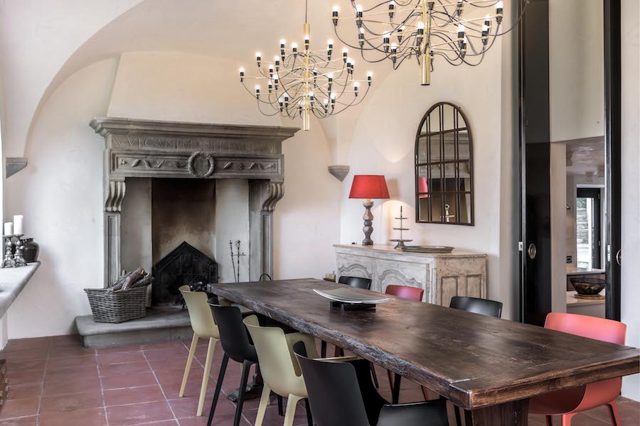 Villa storica con archi