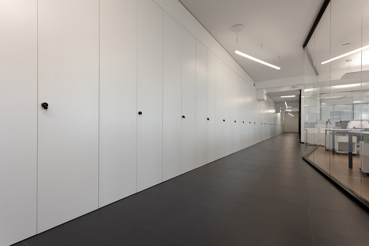iris ceramica ufficio divisori vetrati Active Clean Air & Antibacterial Ceramic