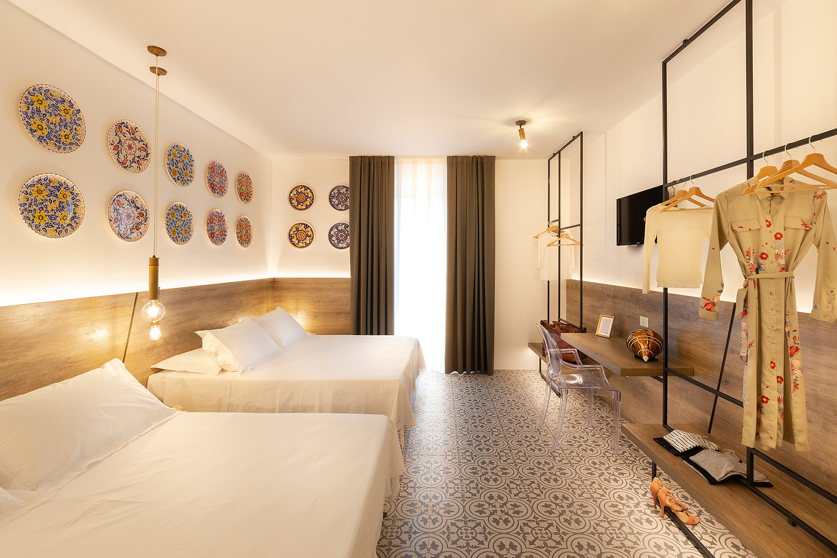 B&B ceramic floor and ceiling cladding