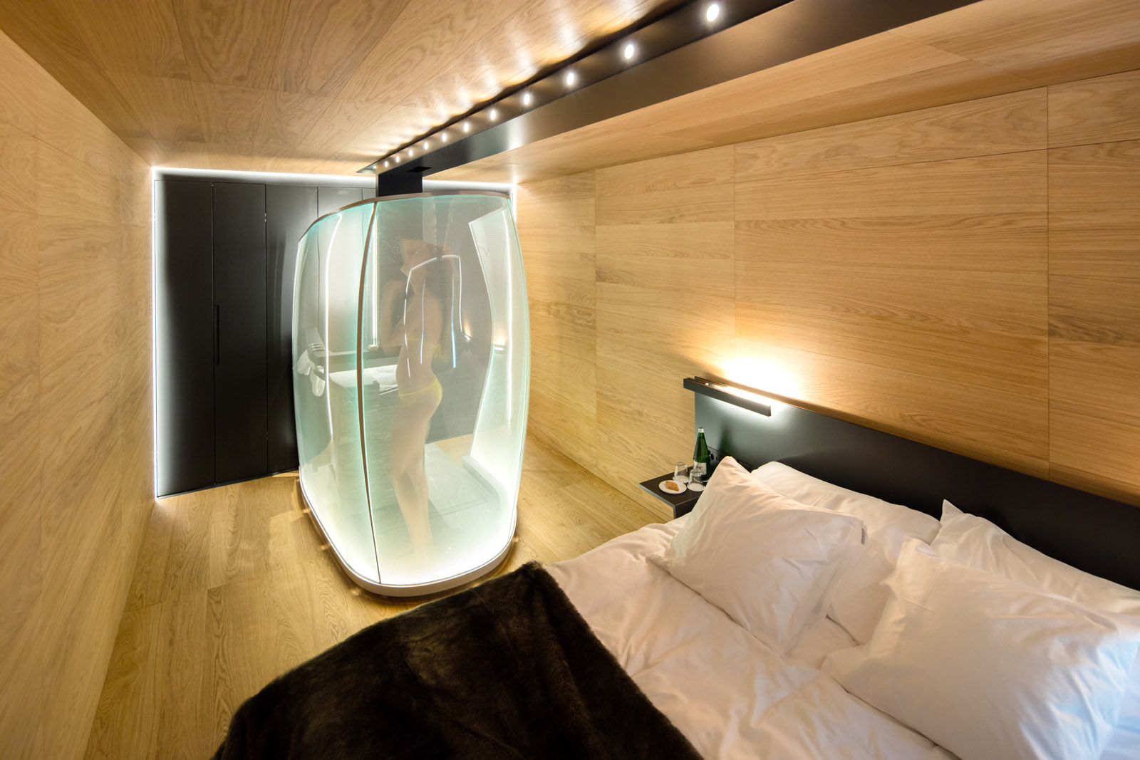 suite luxury hotel wood cladding shower cabin