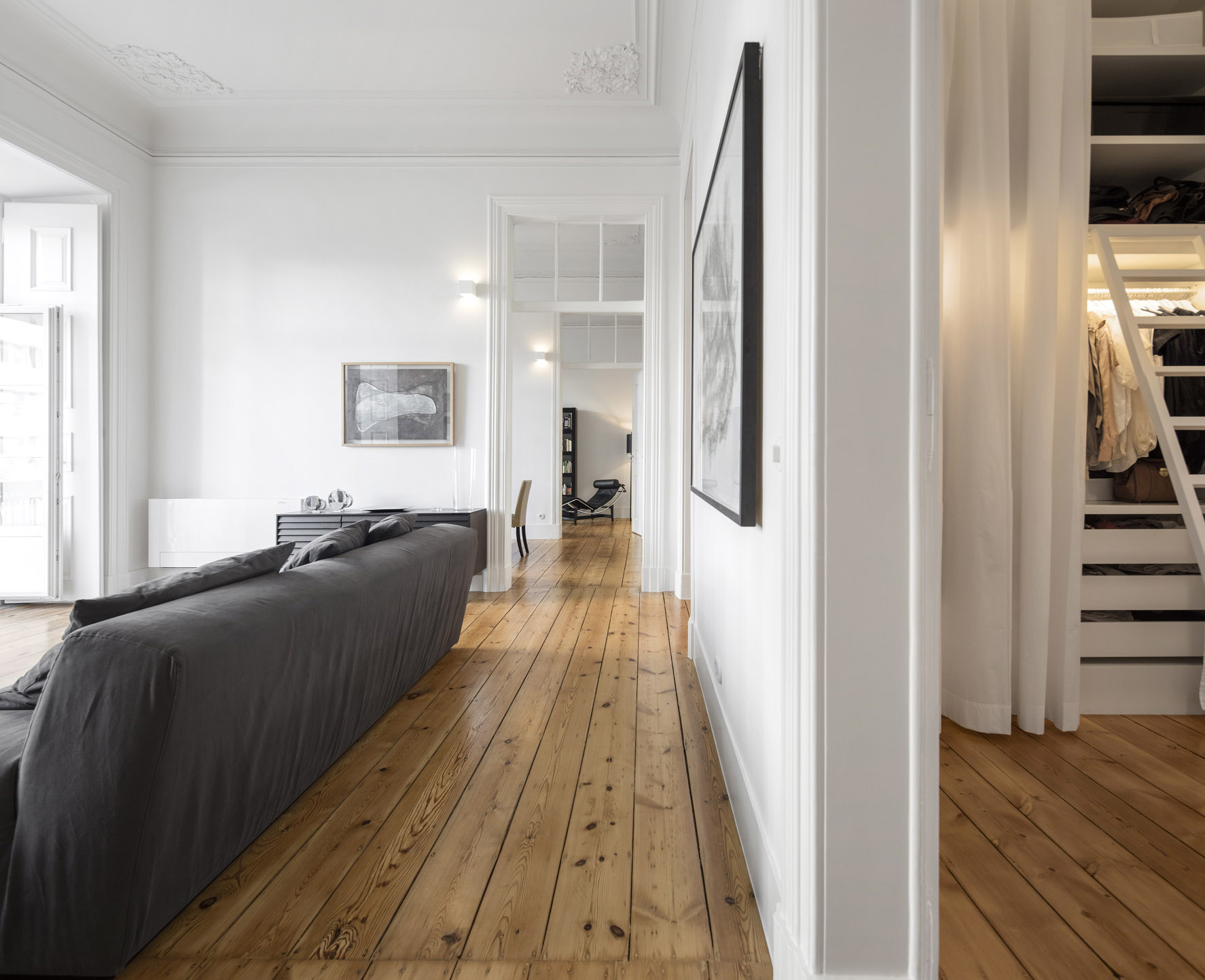 Historical apartment with parquet