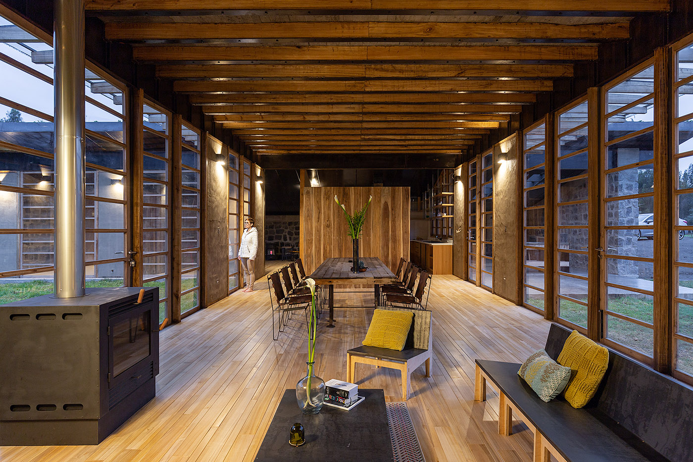 Casa Patios: an architecture made of soil and eucalyptus within and under the ecuadorian countryside