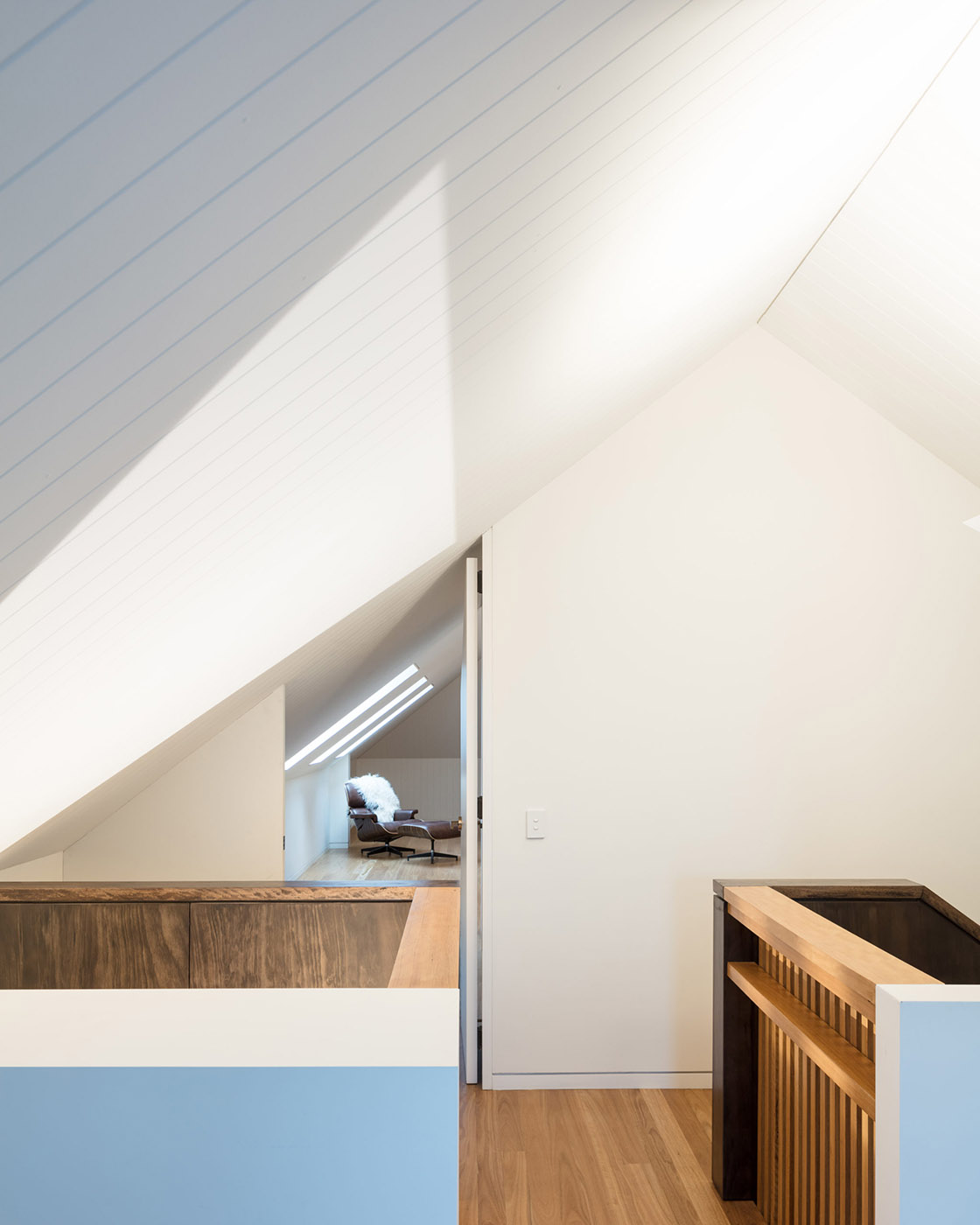 L-House, two existing structures cleverly adapted in the L-shape