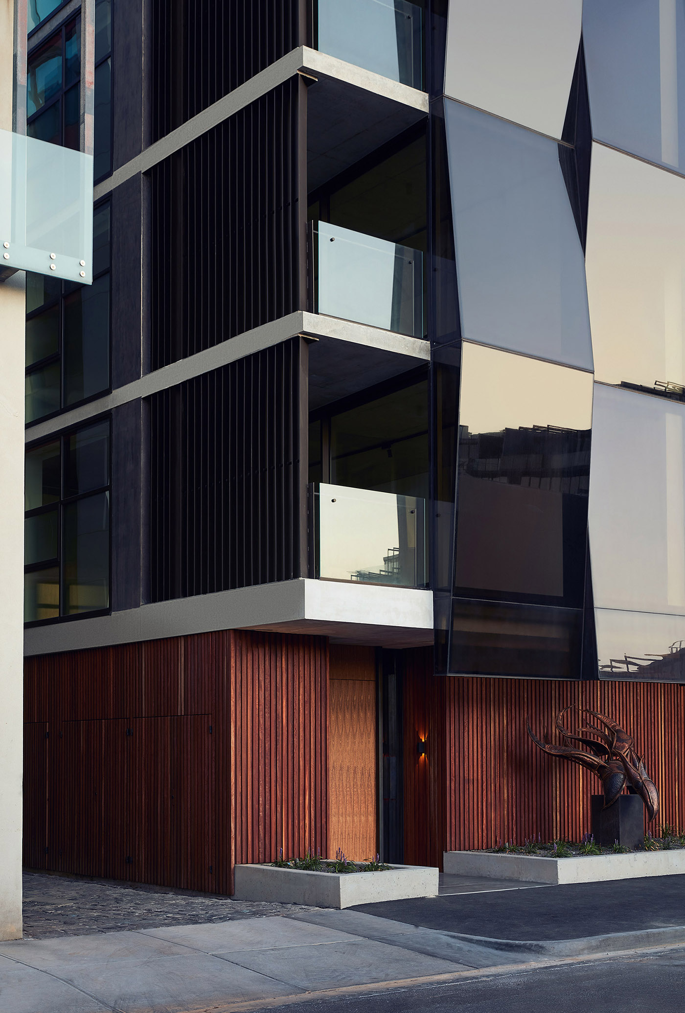 Kinetic sculpture-inspired facades and boutique apartments: The Alumuna Residence in Melbourne