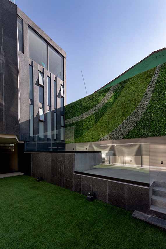 Comfort e luce naturale nel nuovo complesso residenziale Águilas 76