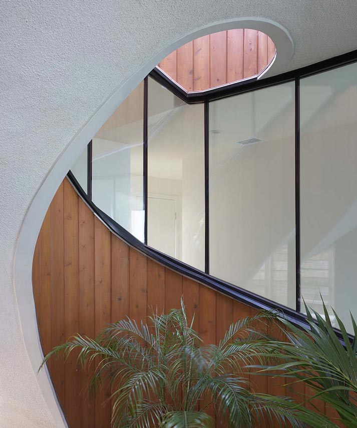 Villa at Sunset Terrace created around a vortex space