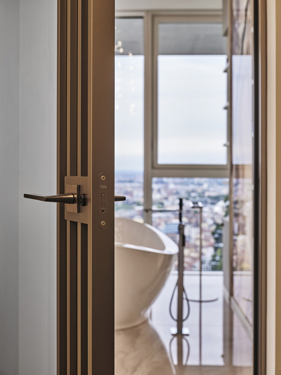 The Velvet Touch: the Penthouse with a view of Milan