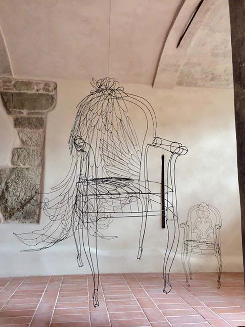 Chizu Kobayashi and the intertwined art of wire.