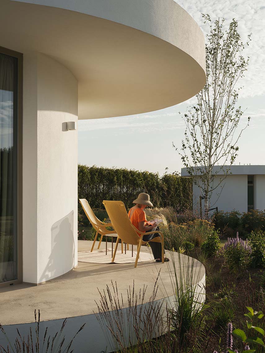 Retiro da Costiña: un viaje circular entre naturaleza y arquitectura