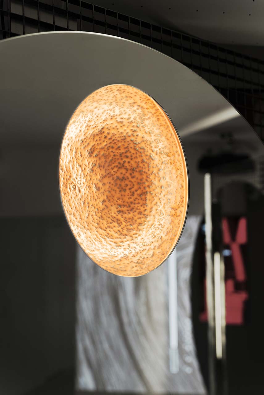 Best + Servetto: elegance and light in the new collection of mirrors