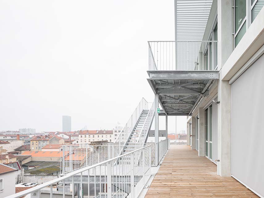 Célébrer l'histoire industrielle avec chaque détail du bâtiment M45