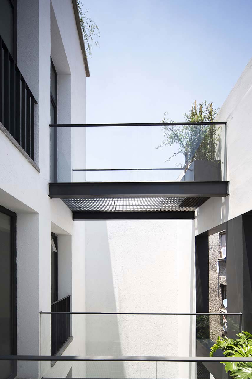 Building CD4 enriches the experience of the Barrio Chino, Mexico City