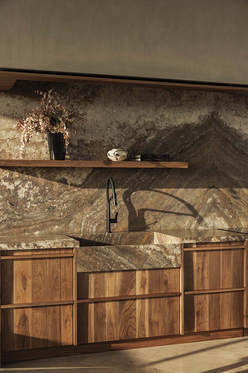 Un pabellón transparente entre la naturaleza y la arquitectura.