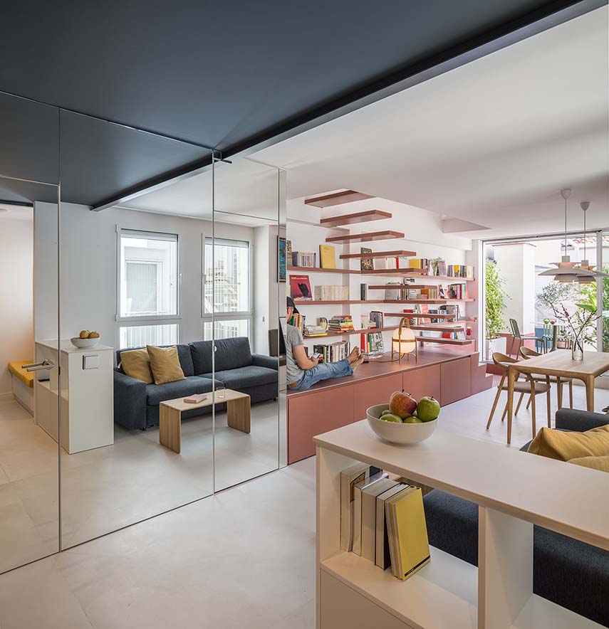 Binomial House. Living the staircase as a domestic space