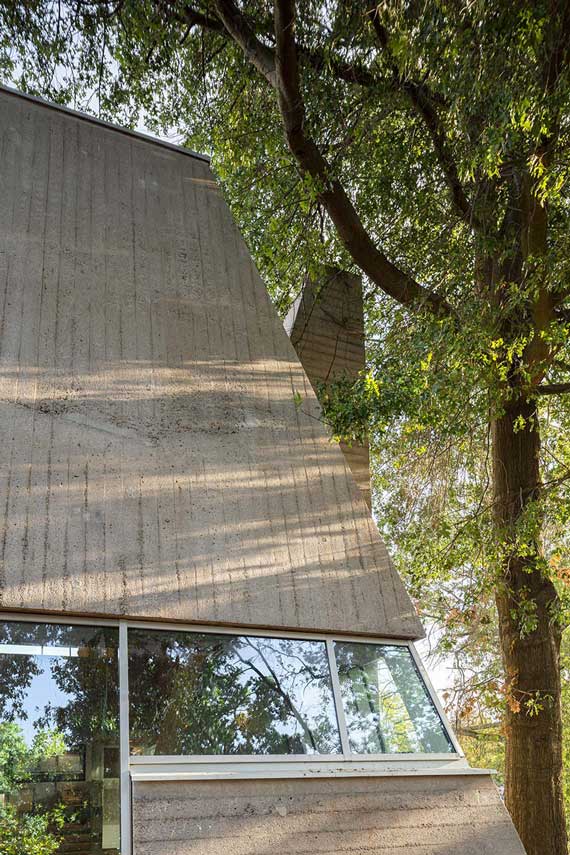 Torre Bunker y parque para revitalizar la obra brutalista de Maaskant