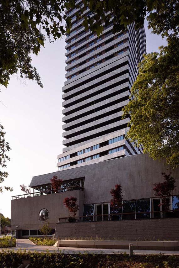 Torre Bunker y parque para revitalizar la obra brutalista de Maaskant