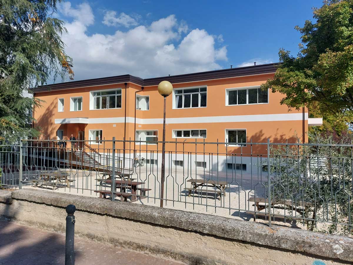 Nuova pelle sismica per la scuola Tofare di Ascoli Piceno