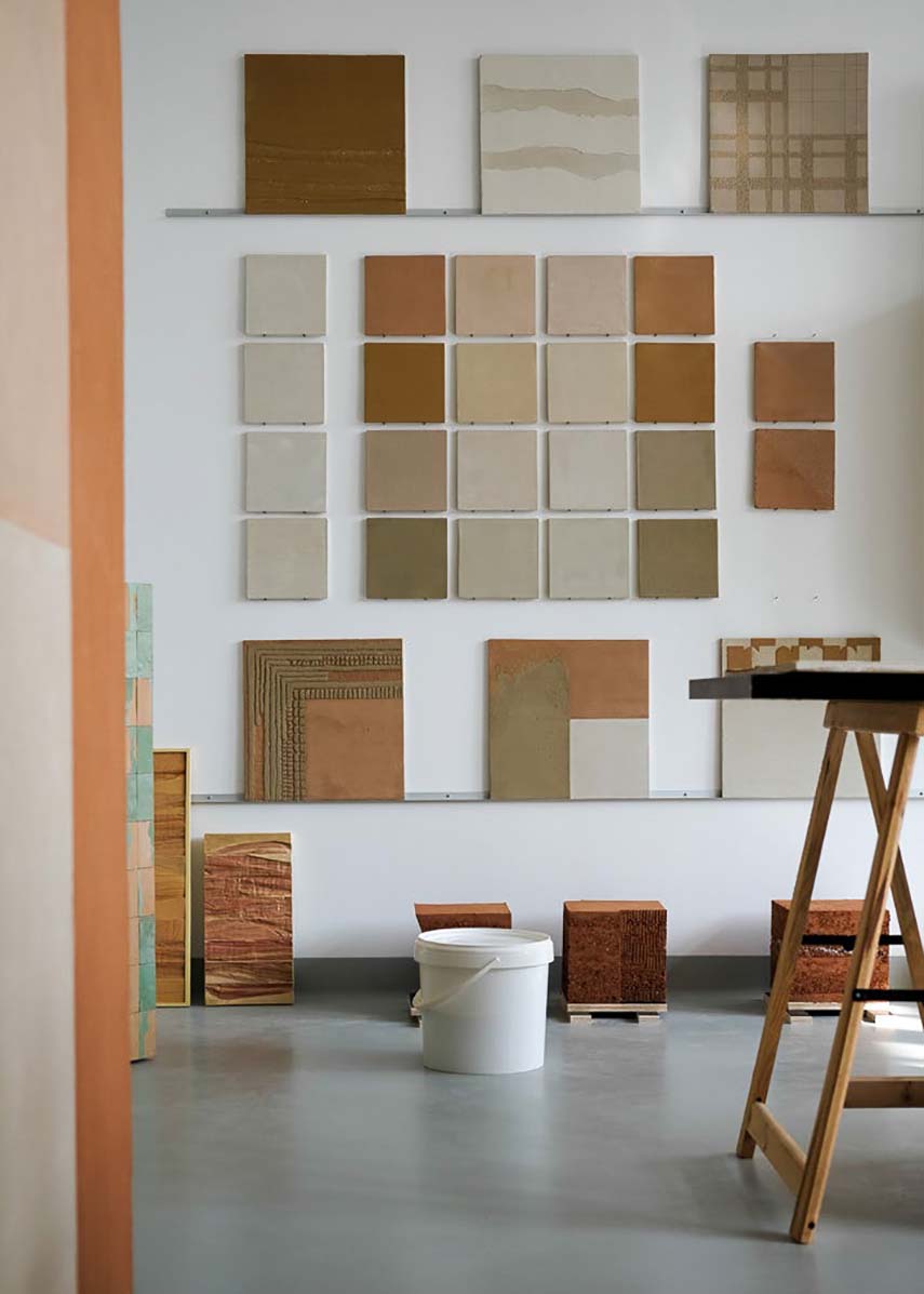Elementos, the studio as laboratory creates presence, attention, rhythm