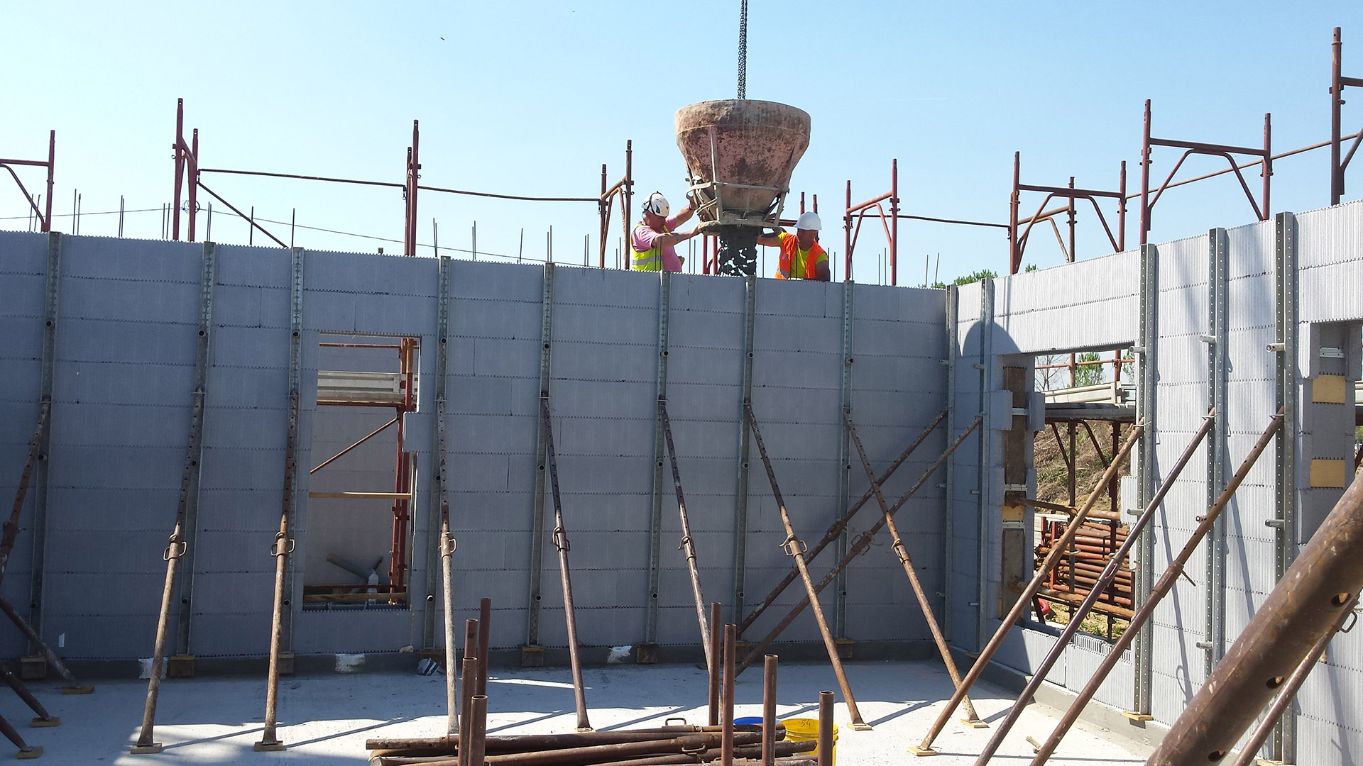 Pre-assembled formwork blocks