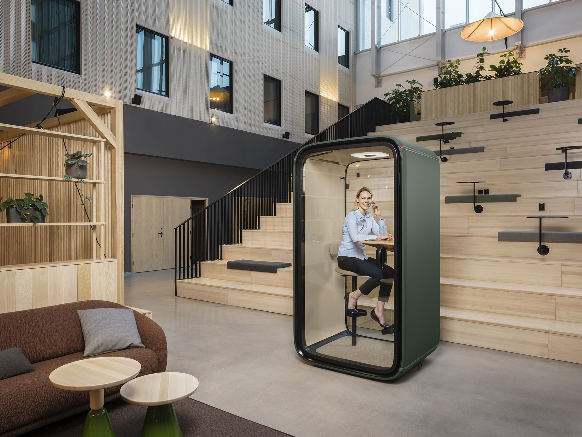 Telephone booth for offices. Design and technology to prepare for the growing demand for video conferencing