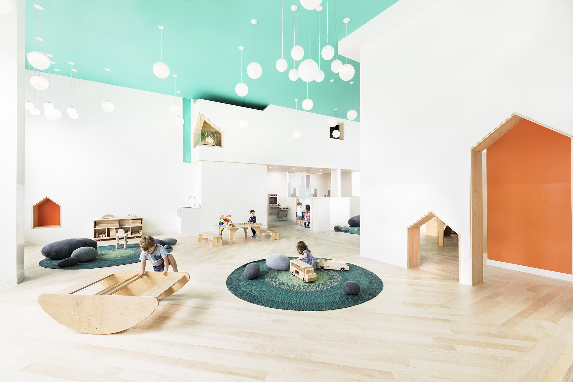Mi Casita, New York City's school with a turquoise interior