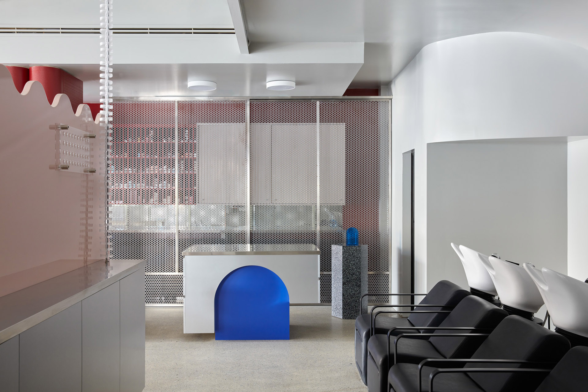 The new interiors of Circles of Hair hair salon. A unique aesthetic ...