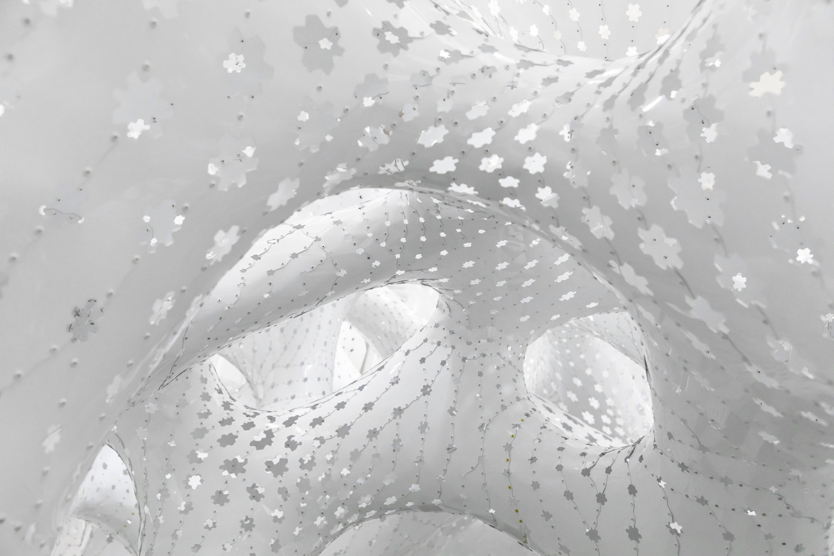 installation in white aluminum