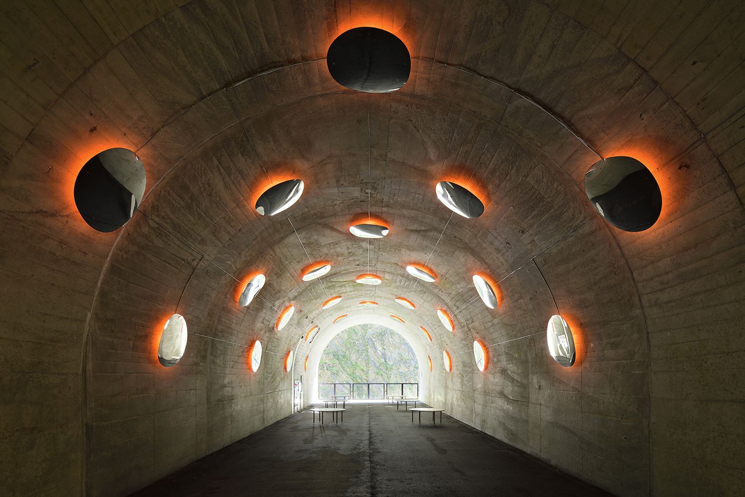 Installation inside the tunnel