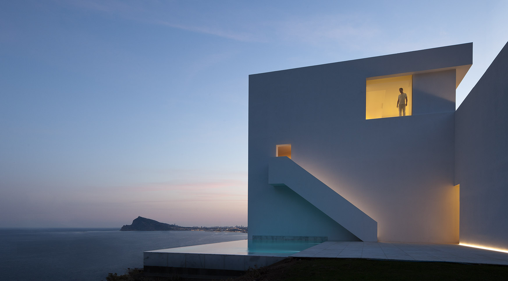 Contemporary villa in Alicante
