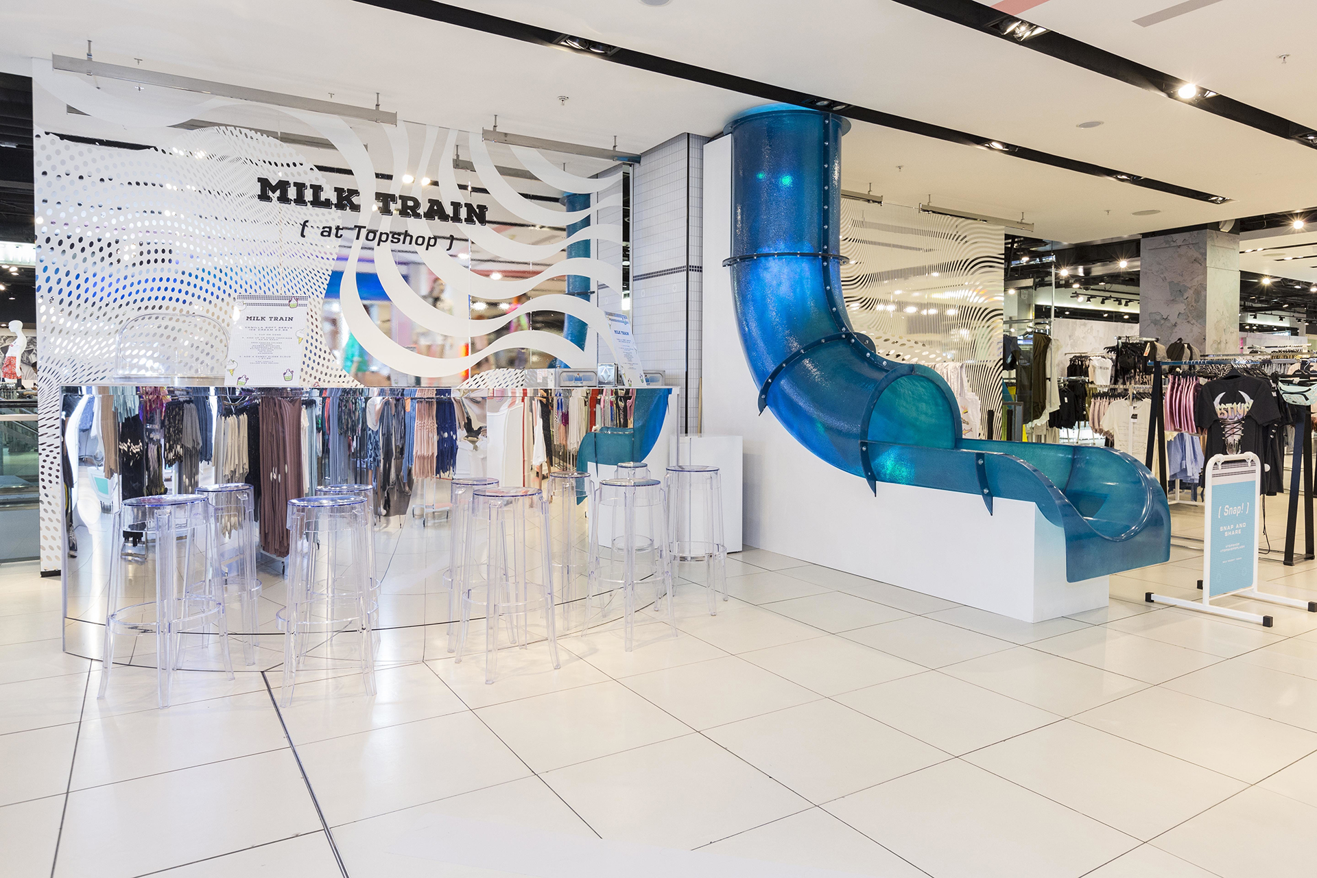 Store in London between virtual reality and design